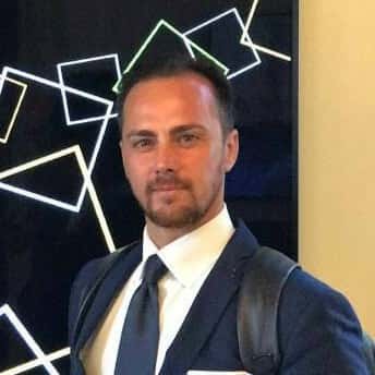 Moreno Pistone - Agente Immobiliare a Napoli