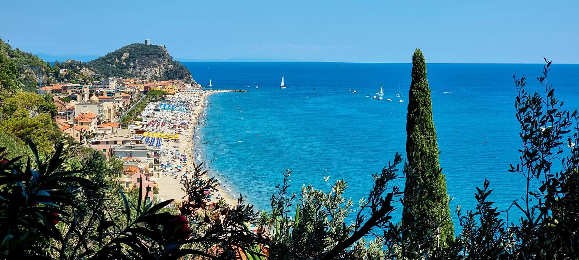 Rosa Immobiliare - Agenzia Immobiliare a Finale Ligure