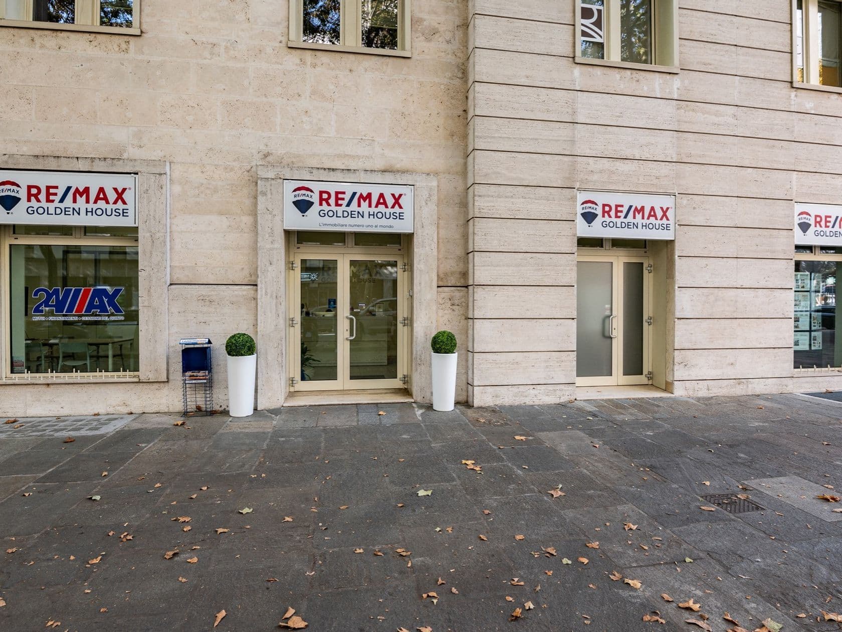 RE/MAX Golden House | Team Villa - Agenzia Immobiliare a Parma