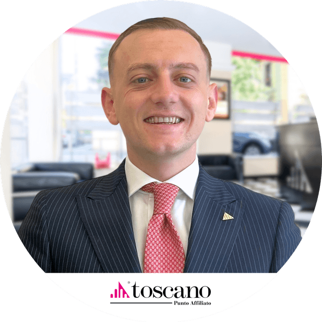 Erik Vllamasi - Agente Immobiliare a Milano