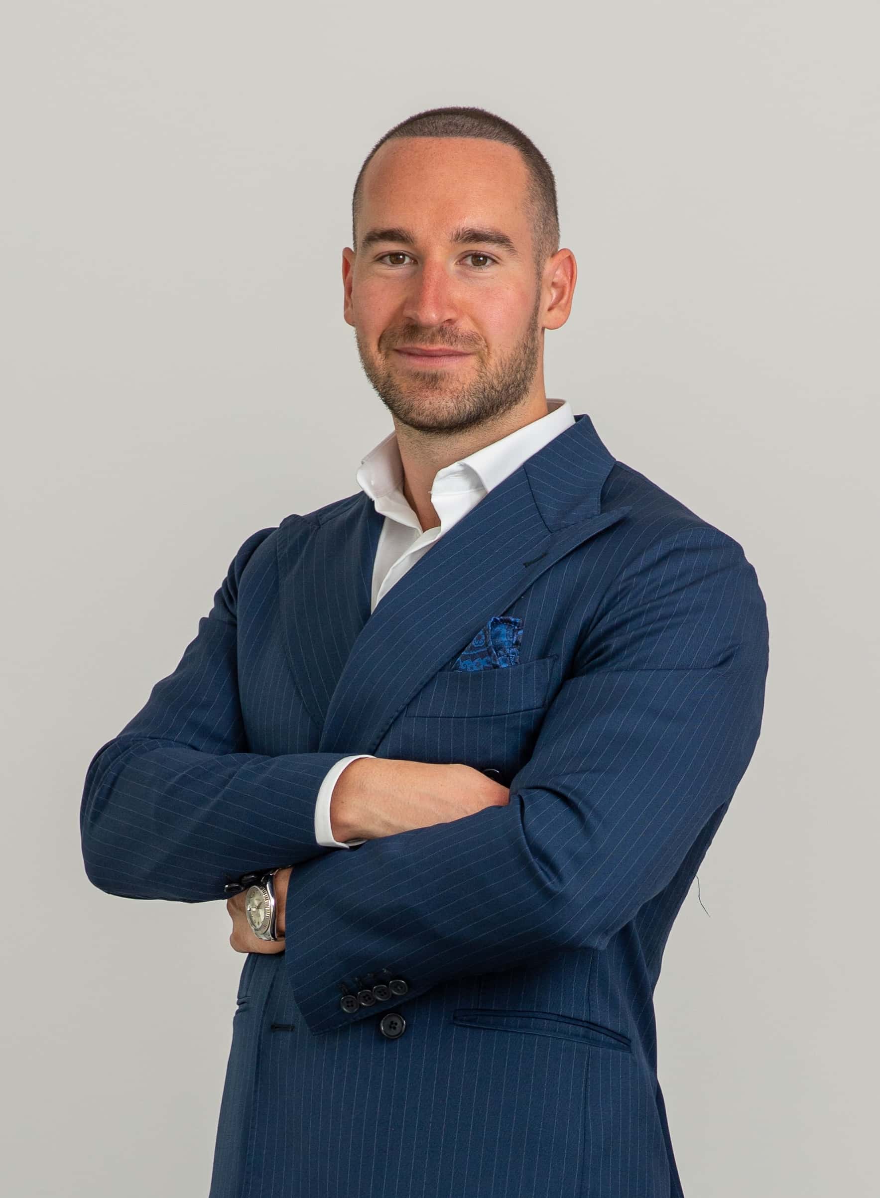 Julian Sanin - Agente Immobiliare a Ora