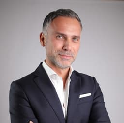 Agente immobiliare a Bari: Roberto Pirrone