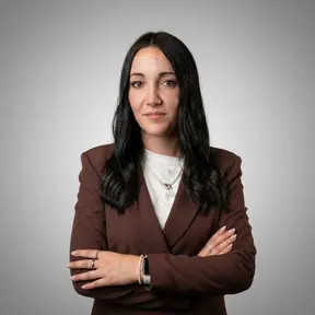 Agente immobiliare a Como: Monica Sperandeo 