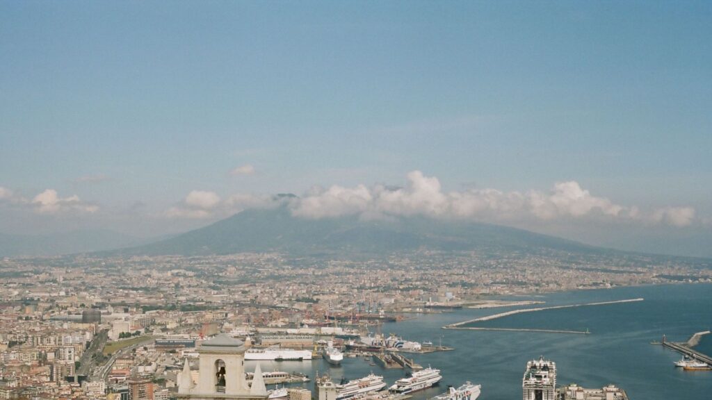 Il panorama sulla città di Napoli